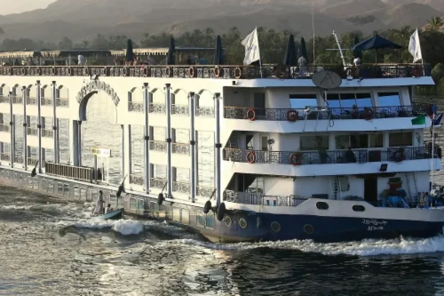 Cruise program from Aswan to Luxor 5 days 4 nights: